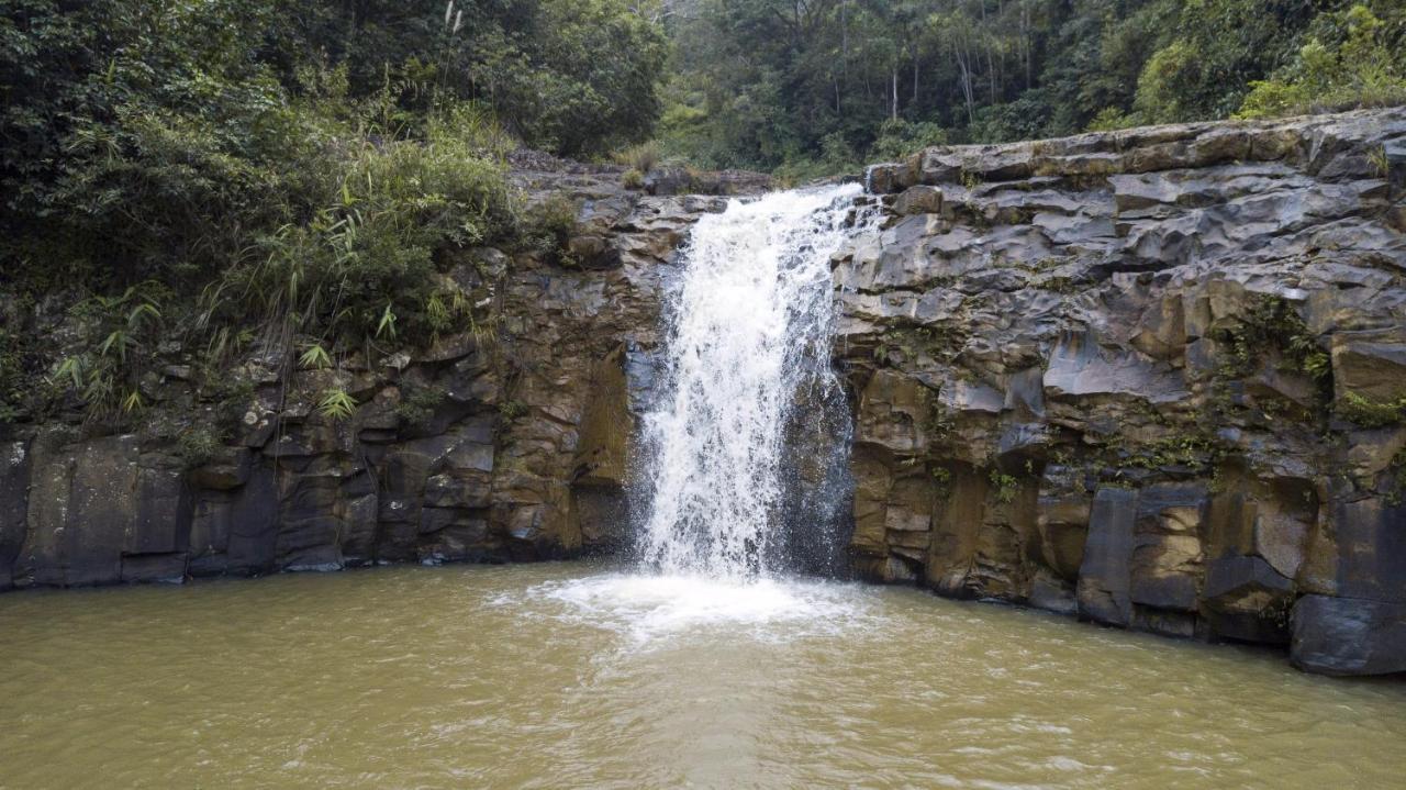 Big Mang Den Homestay Kon Von Kla Luaran gambar